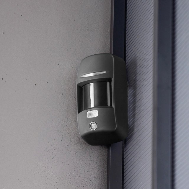 U-Prox PIR Cam Black Бездротовий датчик руху з фотофіксацією - Зображення 4